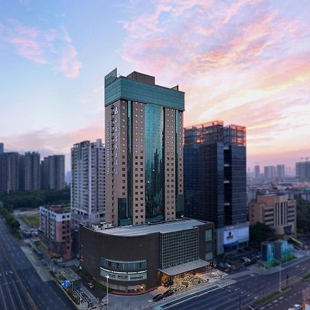 Wan Yue Grand Skylight Hotel Shenzhen Exterior photo