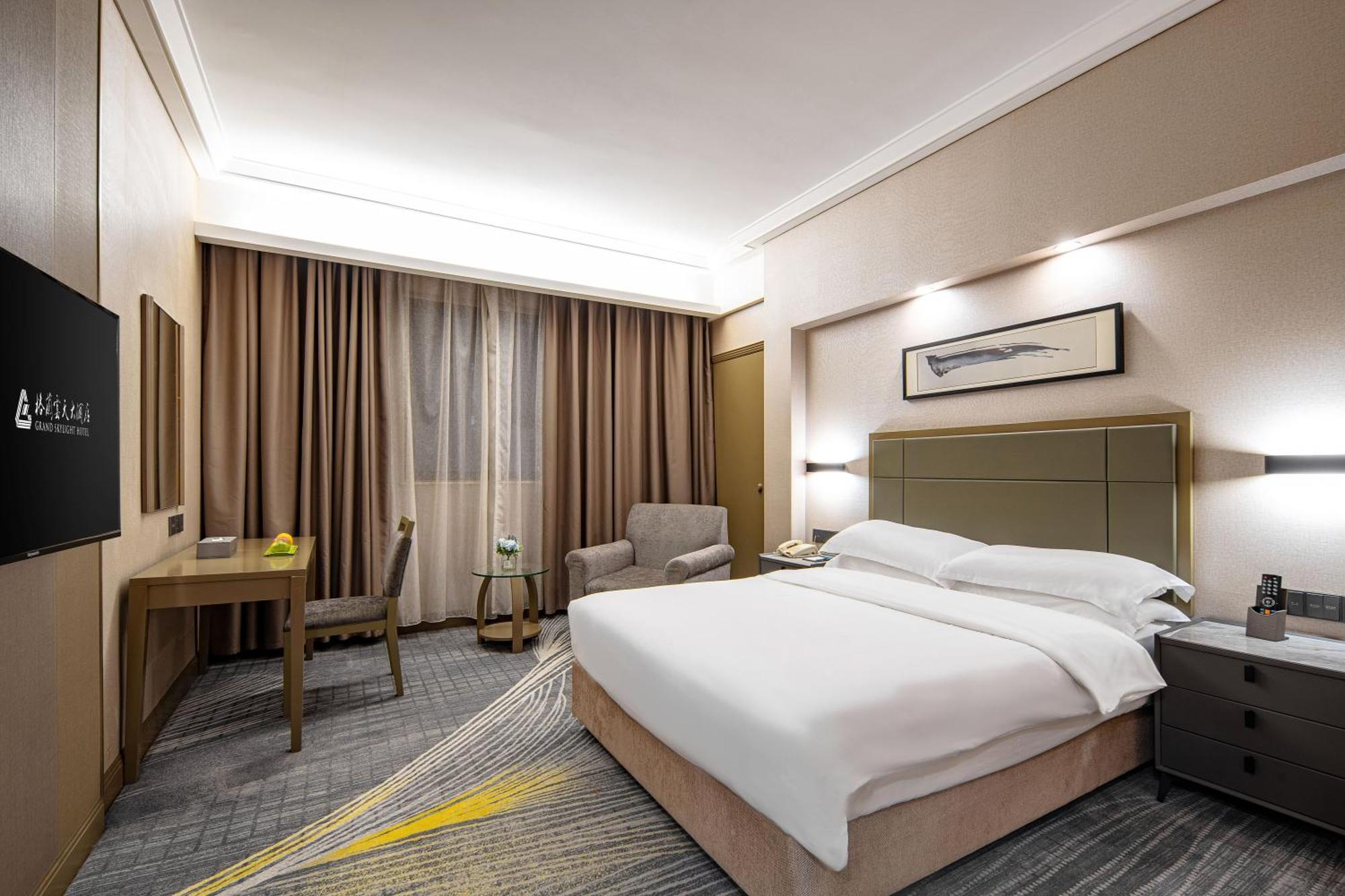 Wan Yue Grand Skylight Hotel Shenzhen Exterior photo