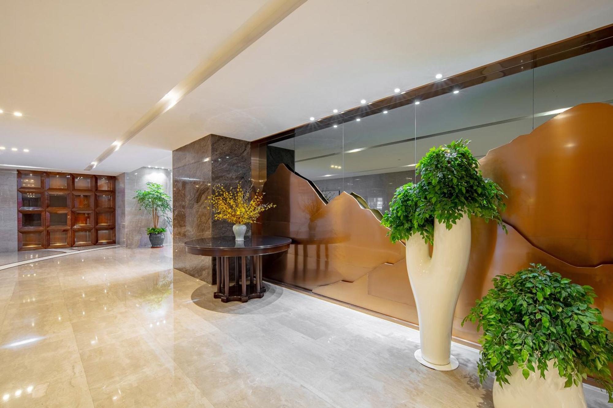 Wan Yue Grand Skylight Hotel Shenzhen Exterior photo
