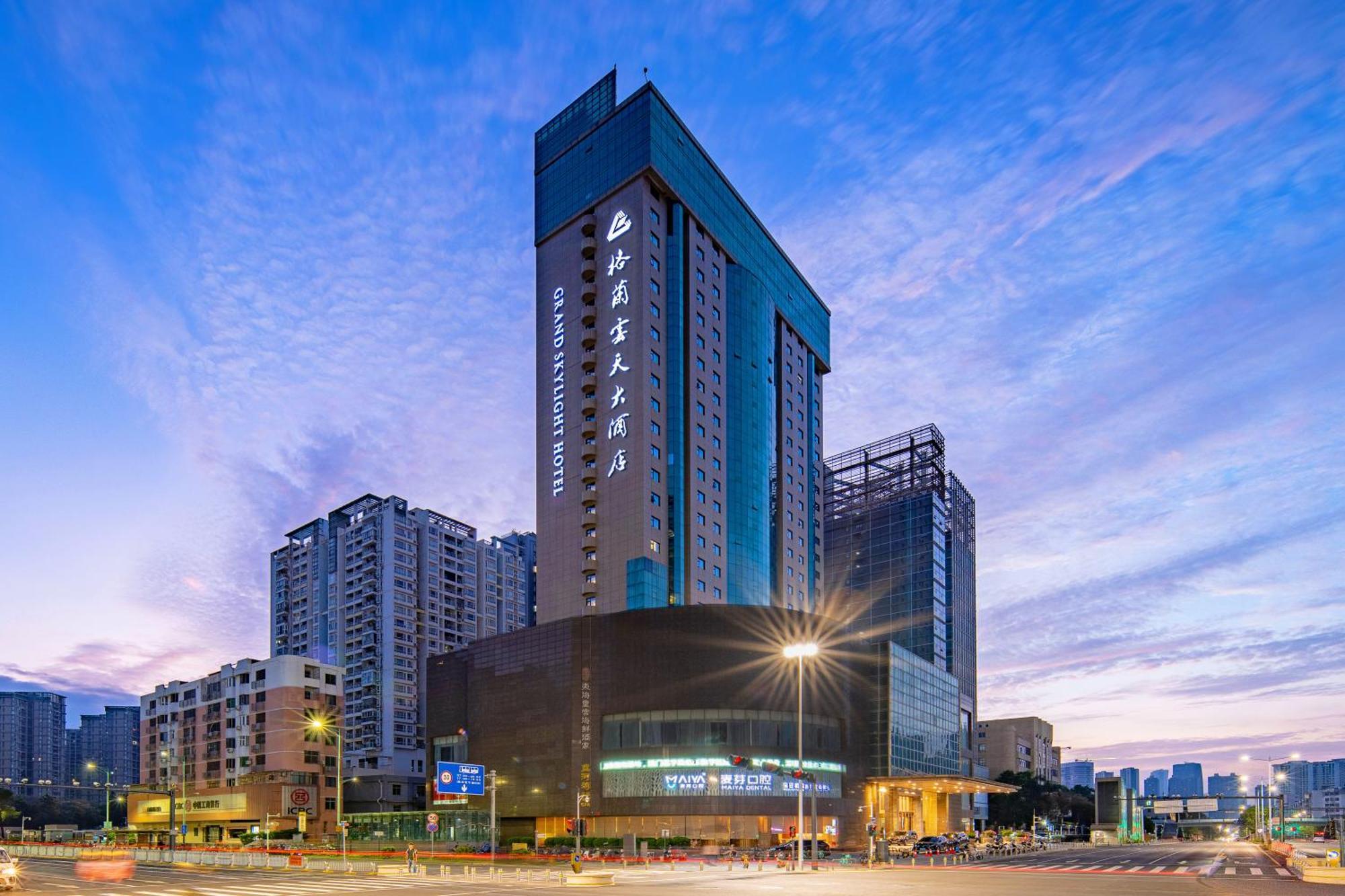 Wan Yue Grand Skylight Hotel Shenzhen Exterior photo