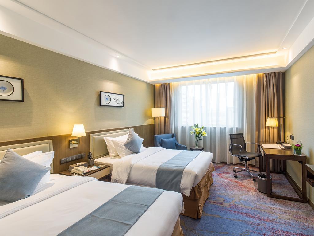 Wan Yue Grand Skylight Hotel Shenzhen Exterior photo