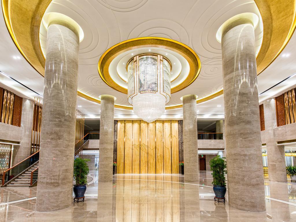 Wan Yue Grand Skylight Hotel Shenzhen Exterior photo