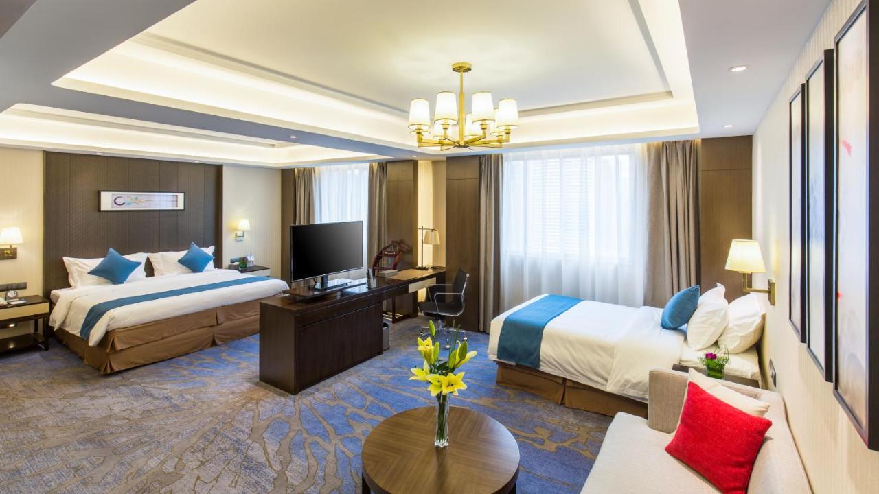 Wan Yue Grand Skylight Hotel Shenzhen Exterior photo